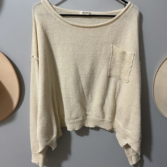 Listicle Sweaters - Gently used —- sweaters (2)